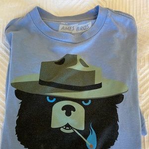 Smokey The Bear men’s T-shirt size medium